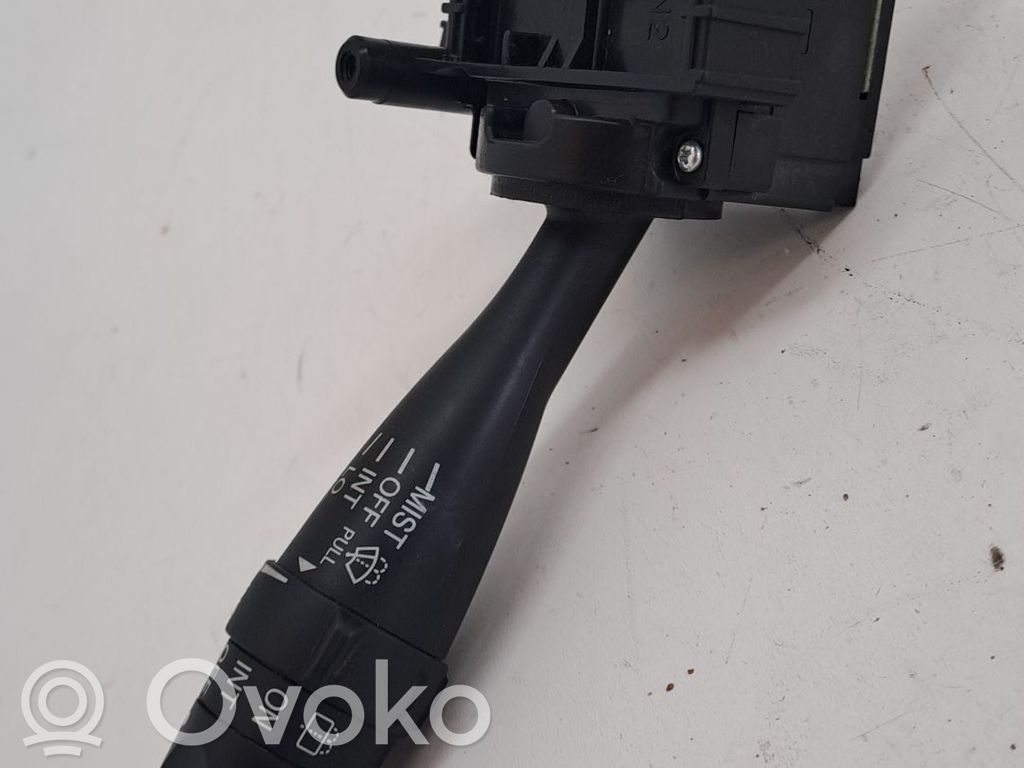 Pyyhkijän vipu   3731062JB1