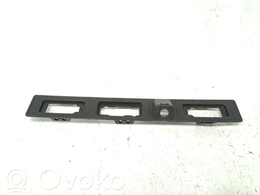 Manecilla de la puerta trasera maletero   9834715780