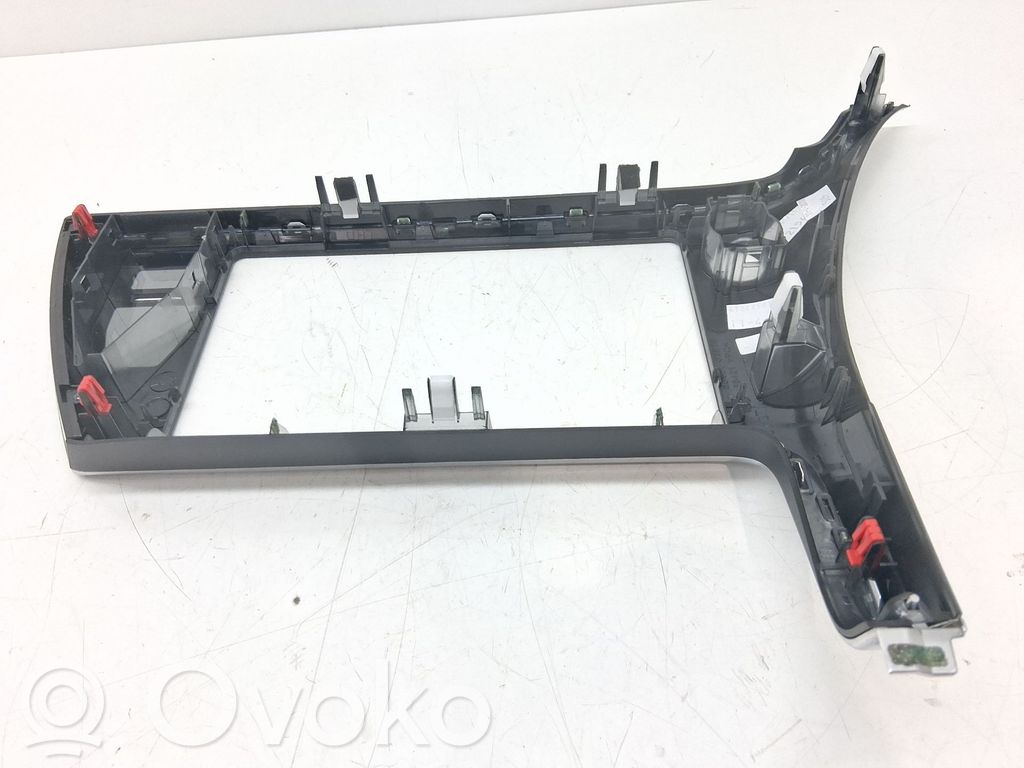 Toyota Auris 150 Moldura del panel 