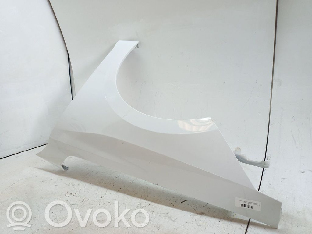 Opel Astra L Front arch 