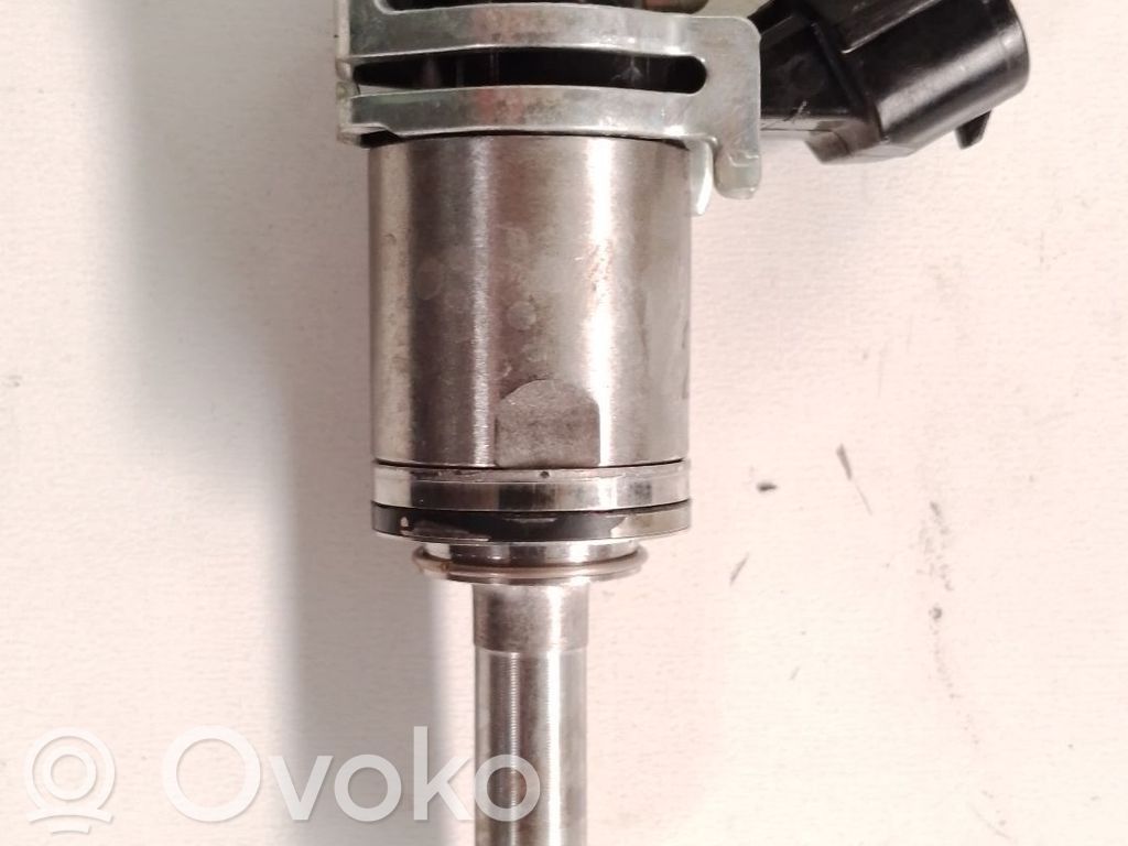 Lexus IS 200-300 Inyector de combustible 