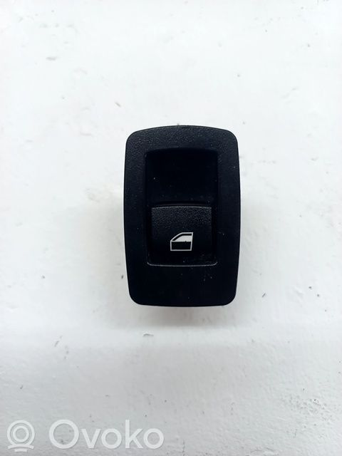 Mazda 3 II Comutator comandă geamuri electrice 