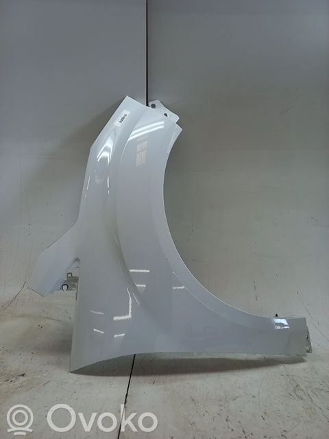 Ford Grand C-MAX Nadkole przednie 