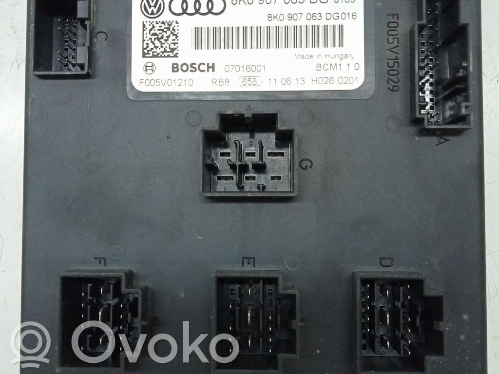 Modul de control caroserie central   8K0907063DG