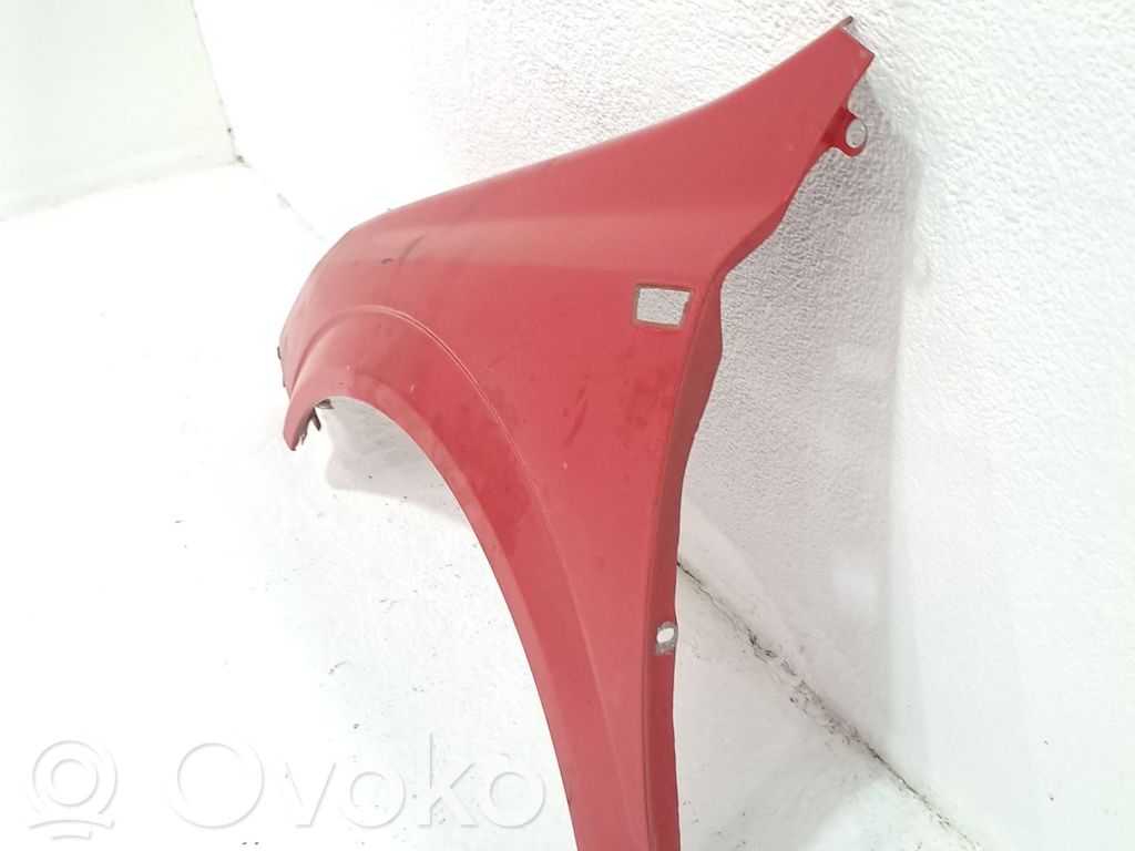 Etulokasuojan reuna   93178666