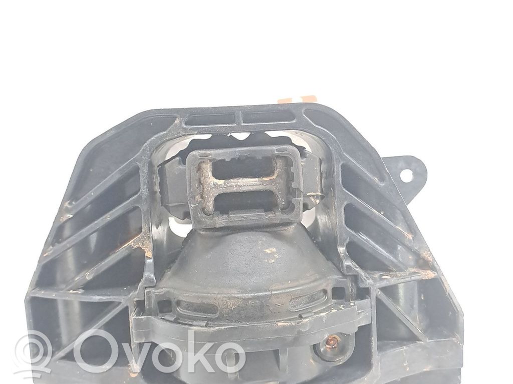 Engine mount bracket   9834135980