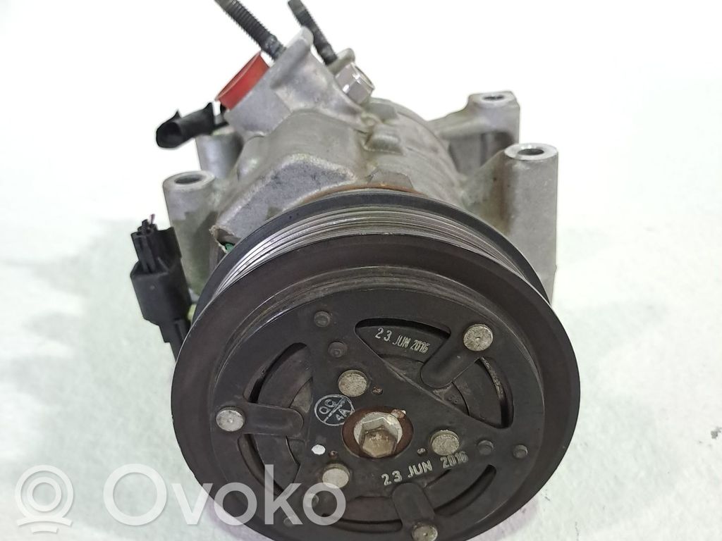 Ilmastointilaitteen kompressorin pumppu (A/C)   2016401,G1B119D629AA