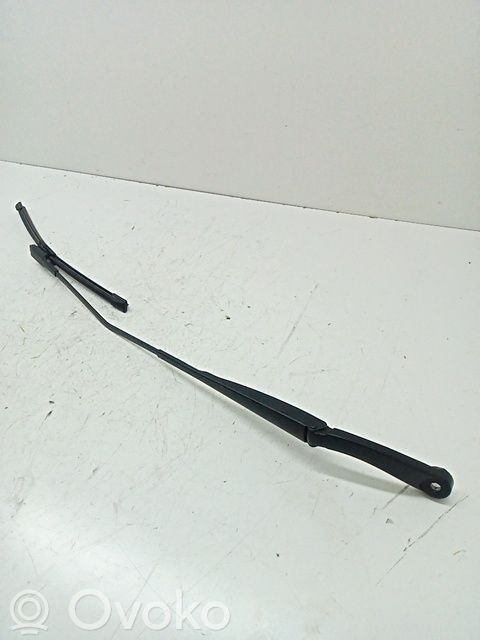 Brazo del limpiaparabrisas delantero   288862053R