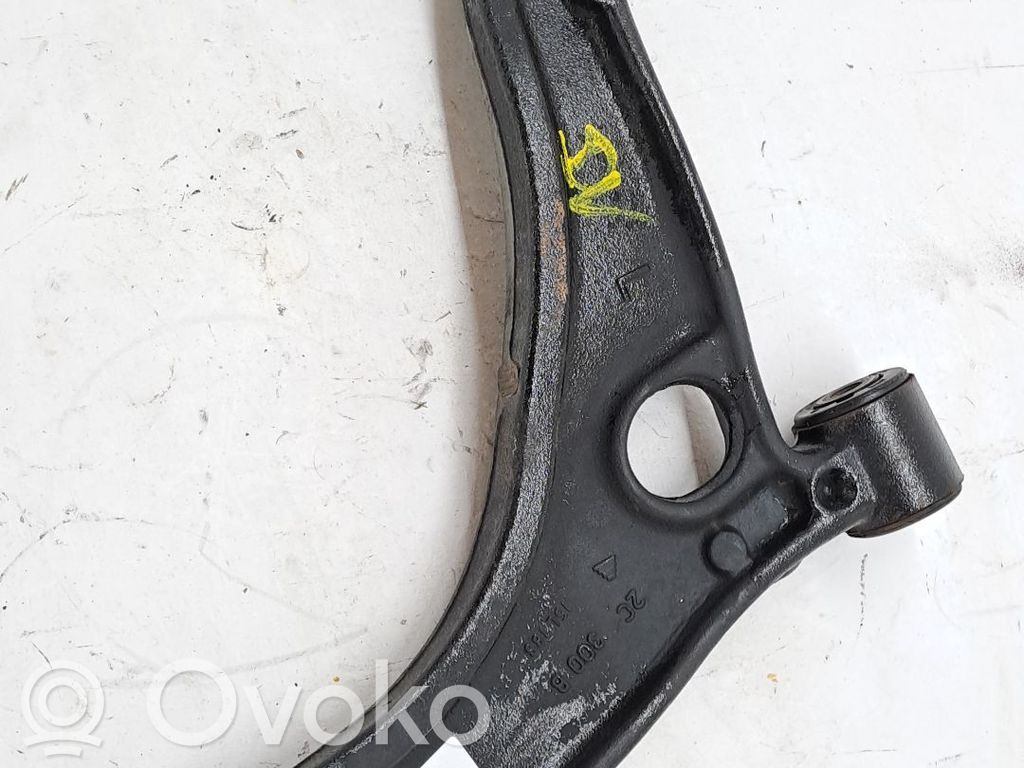 Querlenker Achsschenkel vorne   8200688871