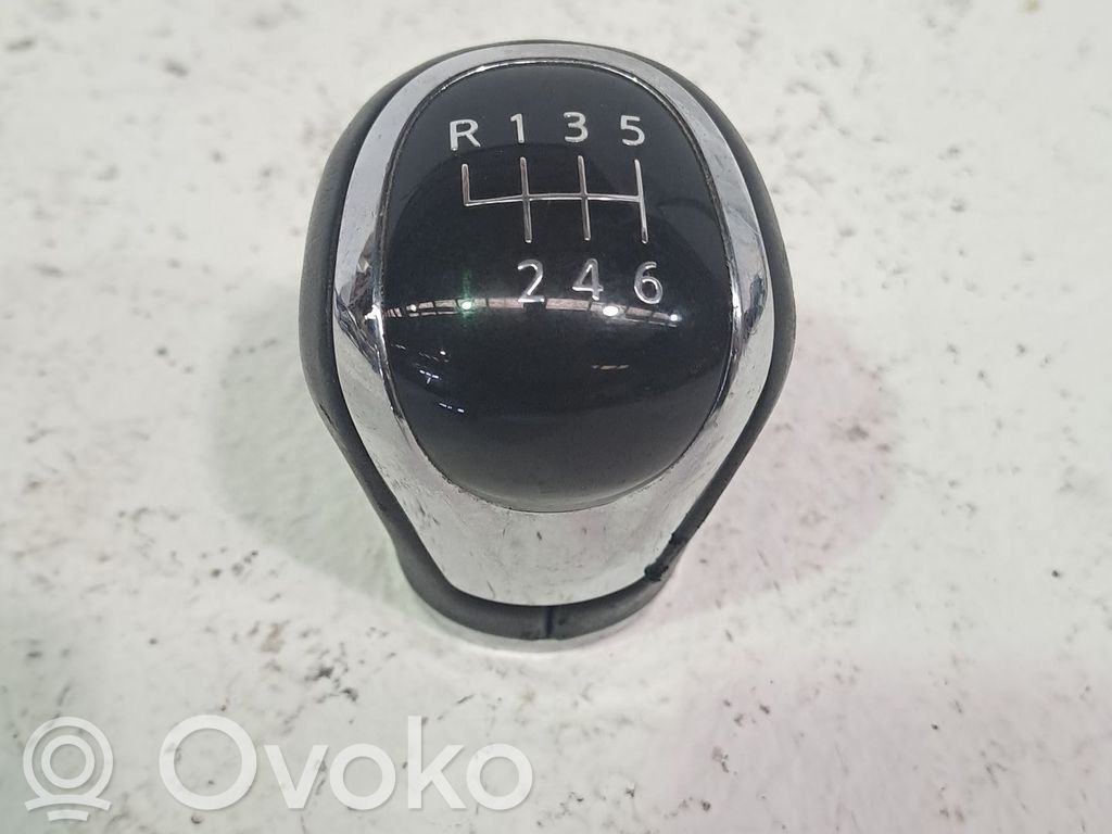 Nissan Qashqai Rivestimento in pelle/manopola della leva del cambio 