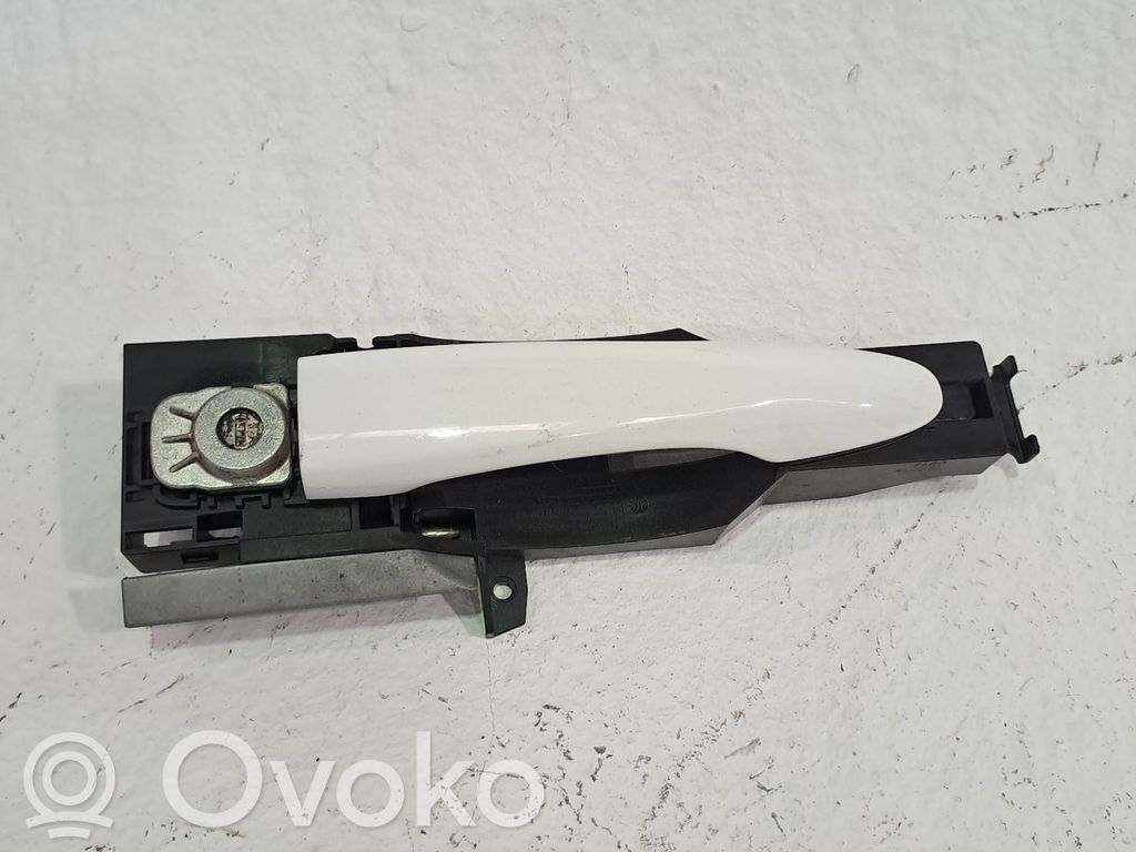 Nissan Qashqai Poignée extérieure avant