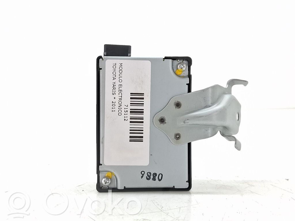 Steuergerät   897600D010