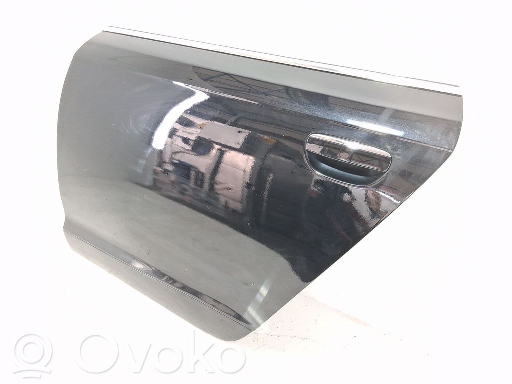 Takaovi   4F0833051G