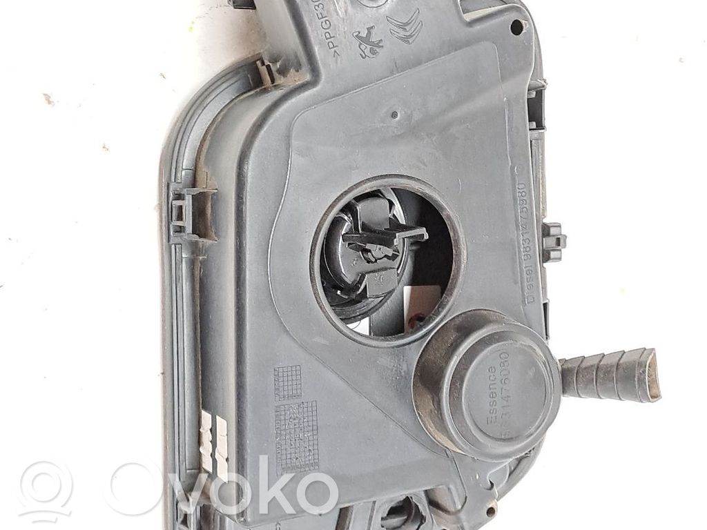 Peugeot 2008 I Sportello del serbatoio del carburante