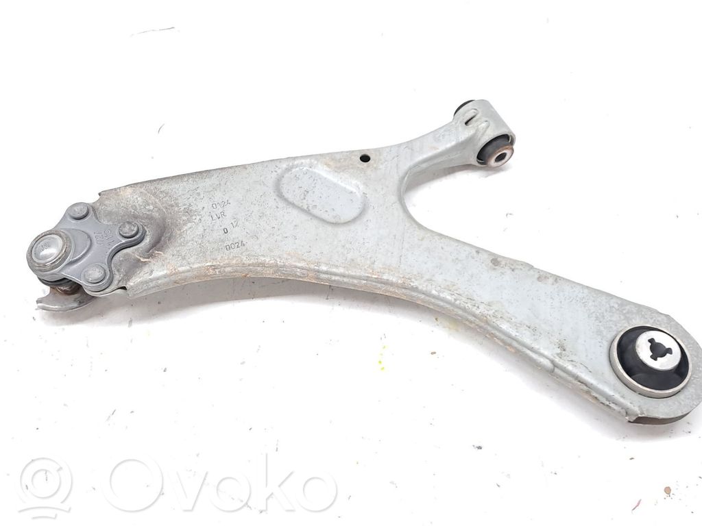 Peugeot 2008 I Braccio di controllo sospensione anteriore inferiore/braccio oscillante
