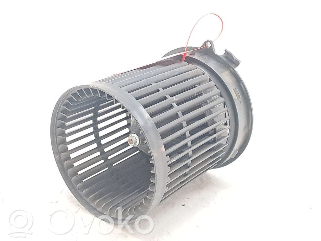 Nissan Juke I F15 Pulseur d'air habitacle 
