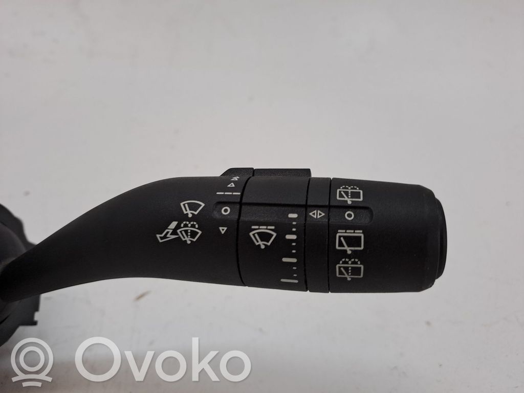 MG EHS Ohjauspyörän painikkeet/kytkimet 