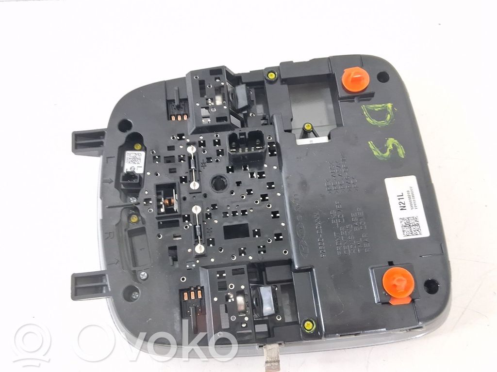 Consola de luz del techo   92800Q0210YPK
