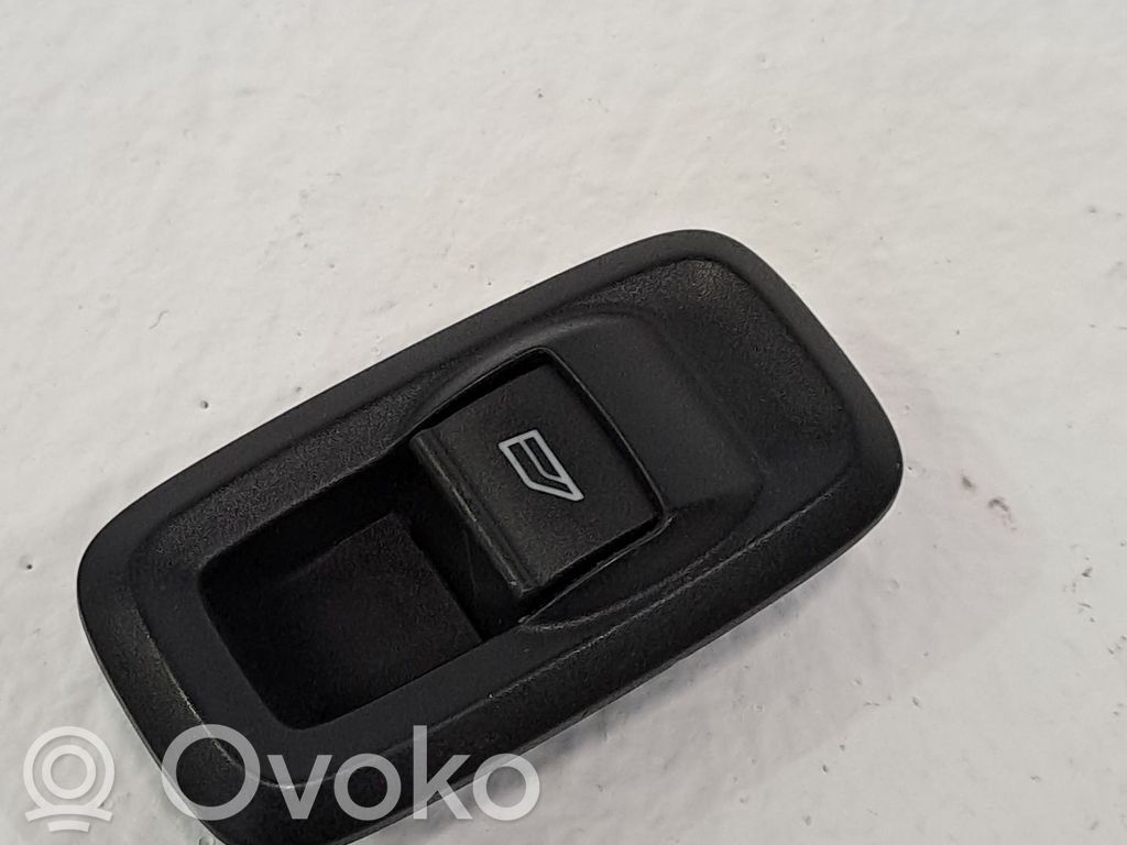 Ford Fiesta Interruttore di controllo dell’alzacristalli elettrico 