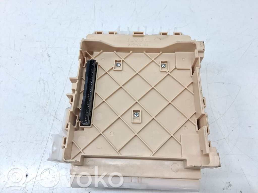 Toyota Auris 150 Drošinātāju bloks 