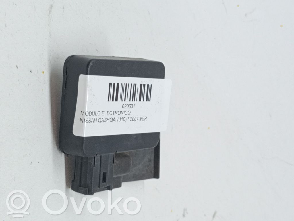 Nissan Qashqai Modul de control caroserie central 