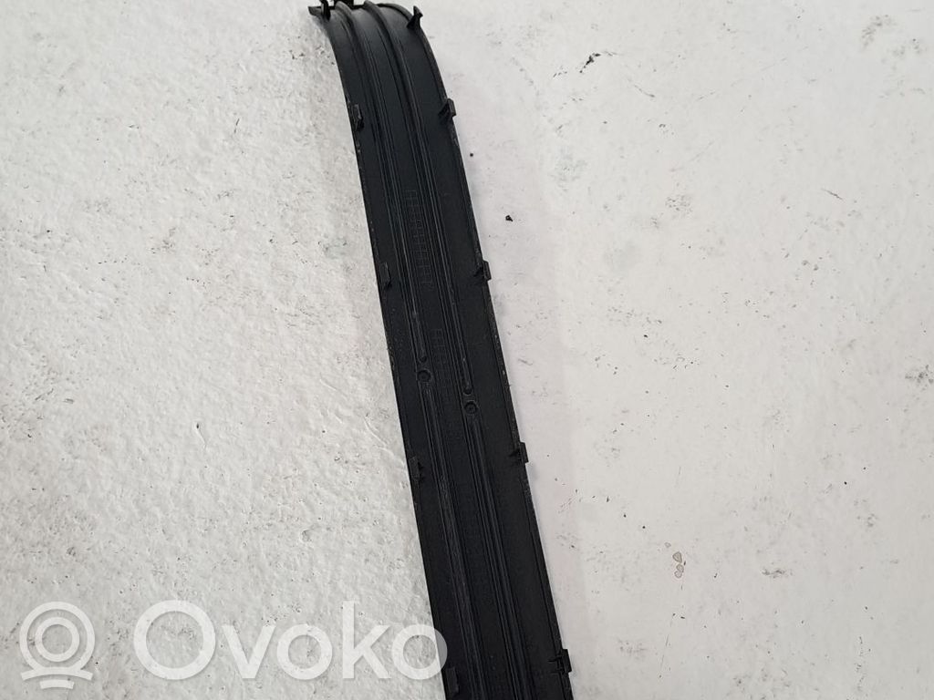 Muu korin osa   7L0853794