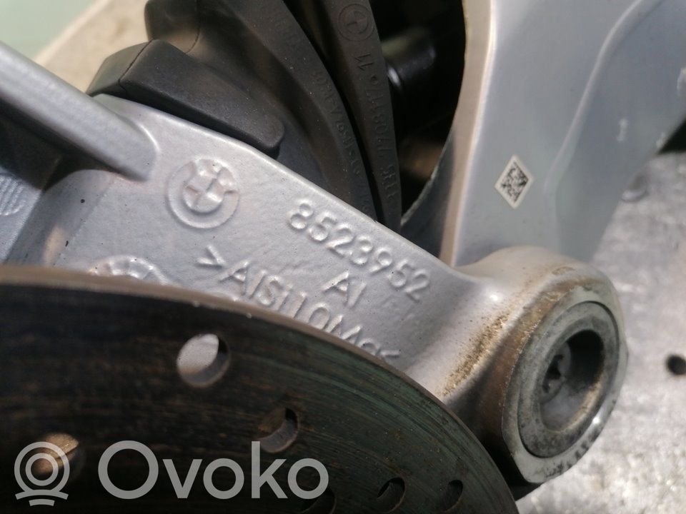Mazda 1200 Bastidor trasero 