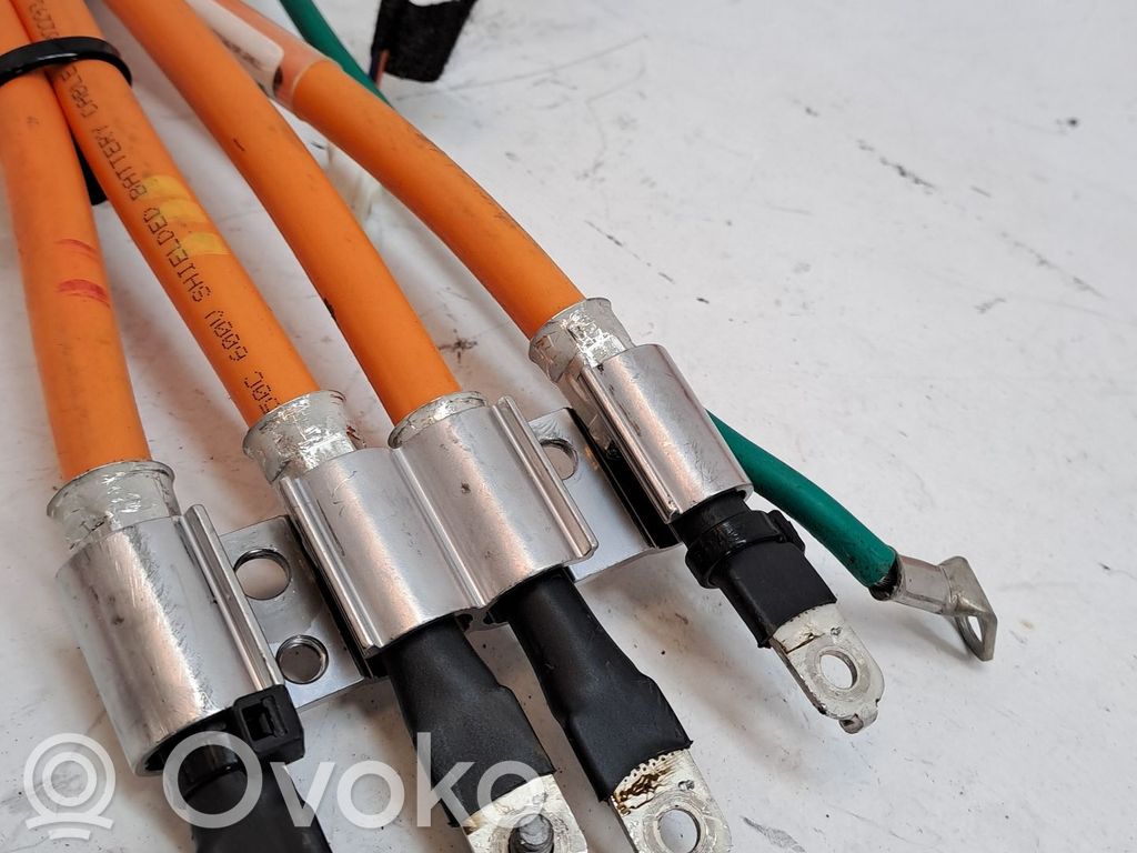 Trappe de chargement électrique   102262010H