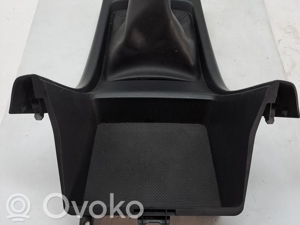 Muu korin osa   92123FG120JC,92121FJ020,92122FJ010