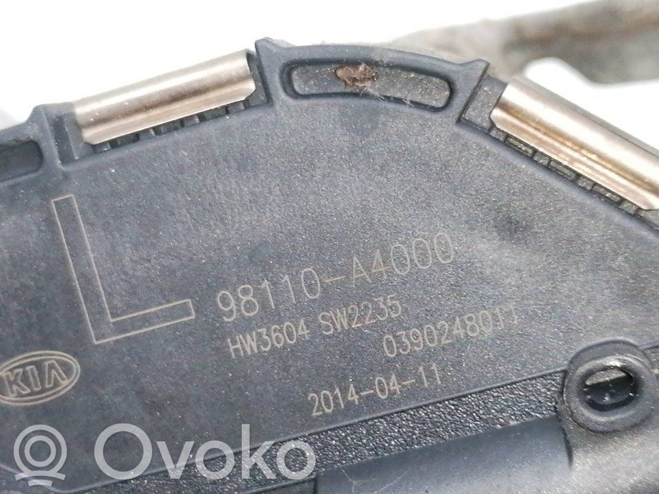 KIA Carens III Silniczek wycieraczki lampy przedniej