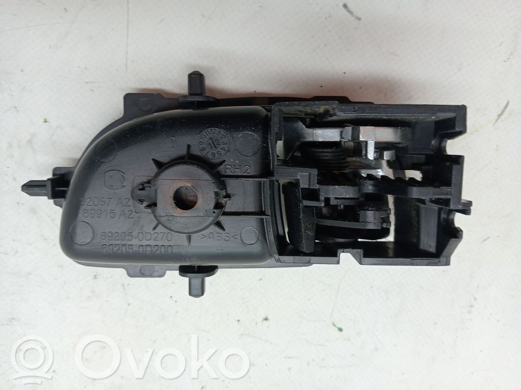 Toyota Auris 150 Manecilla interna puerta trasera 