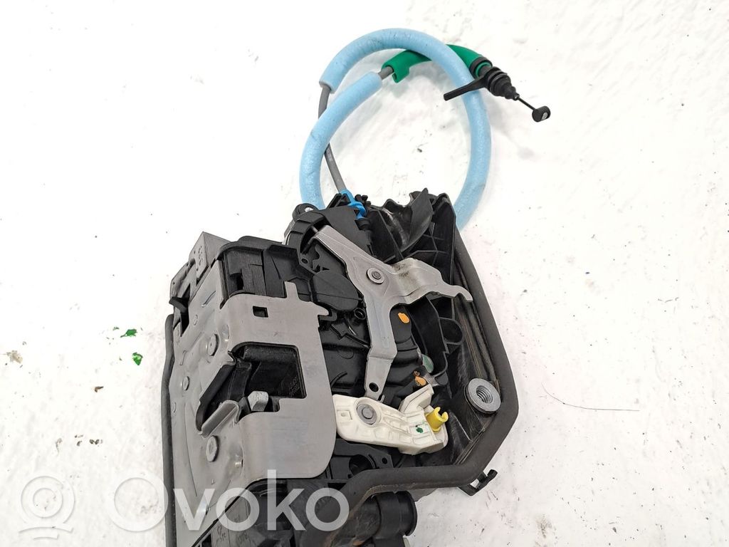 BMW X3 F25 Serratura portiera posteriore 