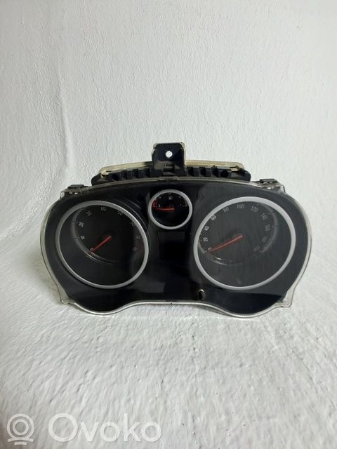 Opel Corsa D Vitezometru (grup de instrumente) 