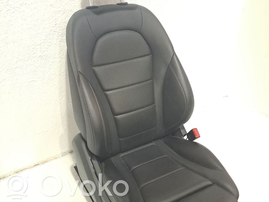 Mercedes-Benz GLC C254 Sedile anteriore del passeggero