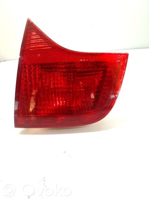 Lámpara de faros/luces traseros   8E5945094A