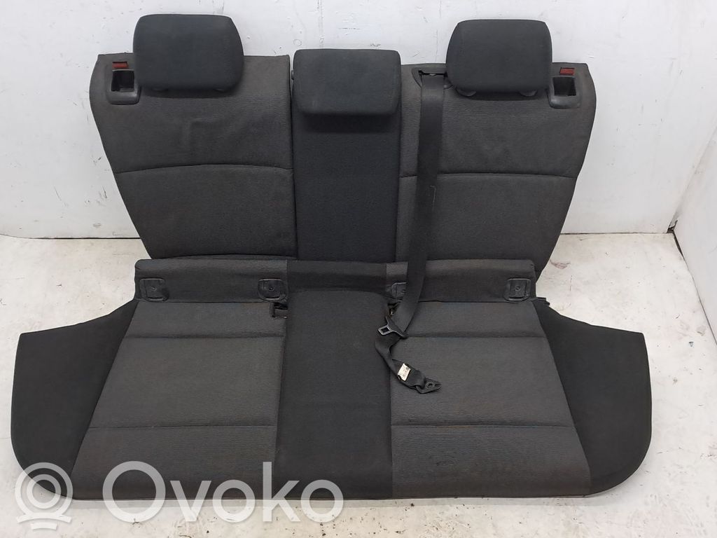 Asiento trasero   52207118671