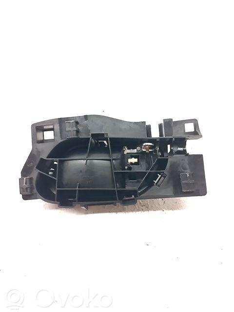 Manecilla interna puerta trasera   9144F9