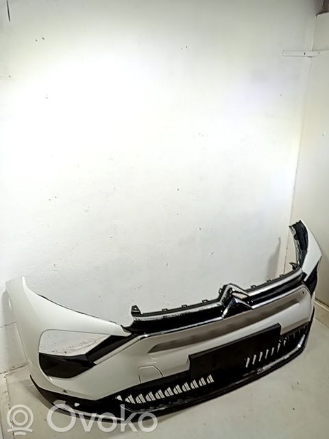 Front bumper   YL01858280