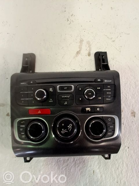 Hazard light switch   6155HL