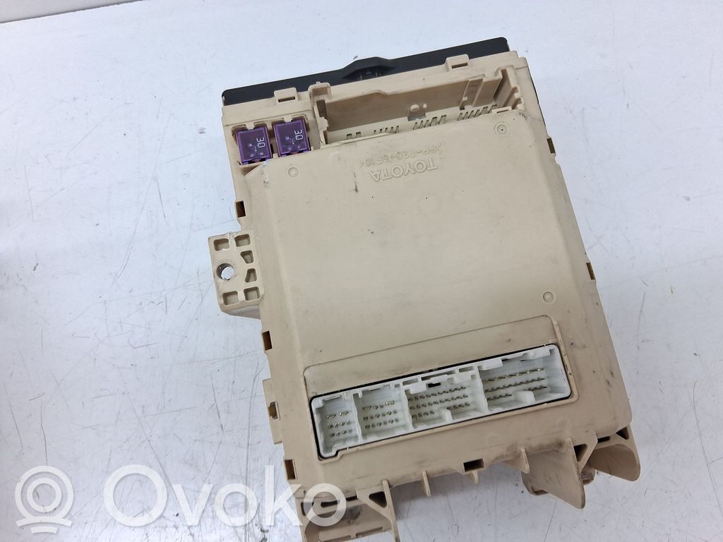 Module de fusibles   8273048731
