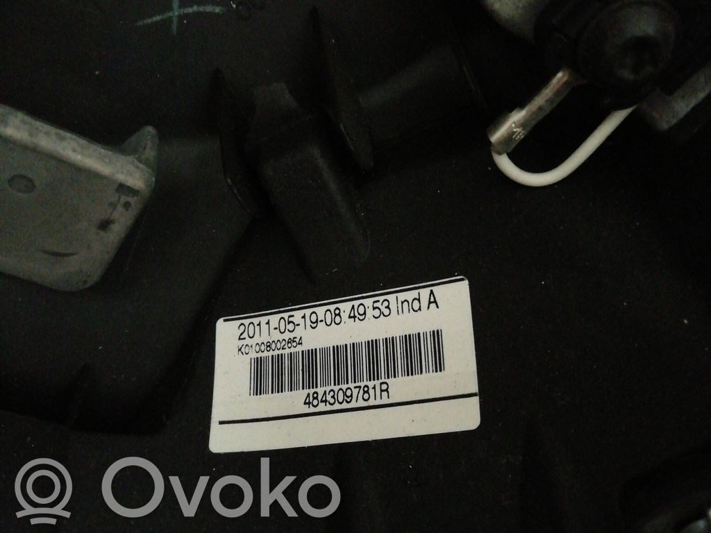 Volante   484309781R,484309781R