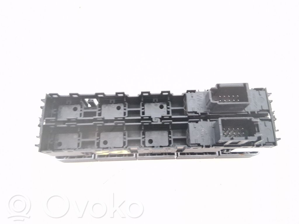 Skoda Octavia Mk3 (5E) Butoane/comutatoare pe volan 