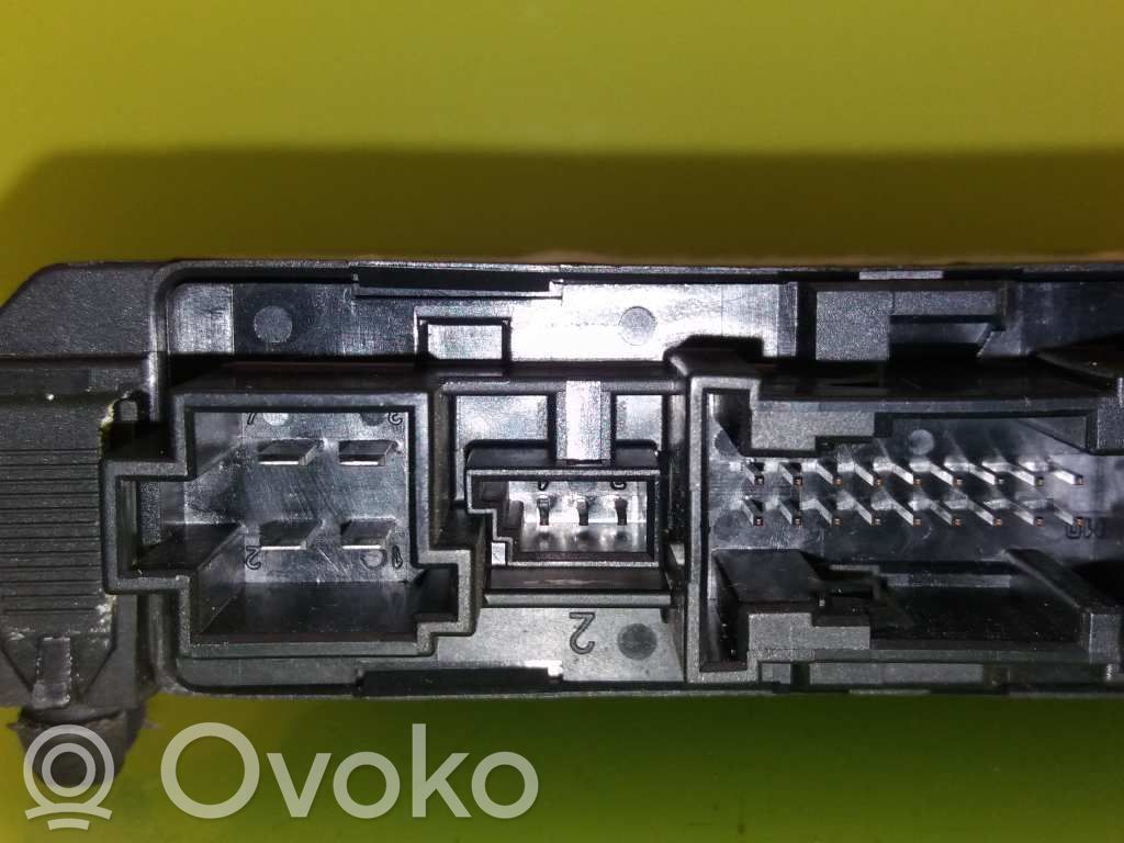 Mercedes-Benz E W211 Modul de control caroserie central 