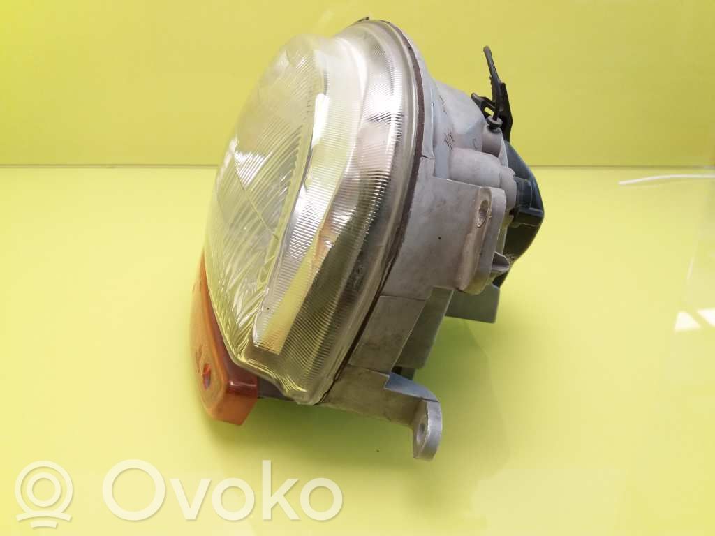 Scheinwerfer   7701036393