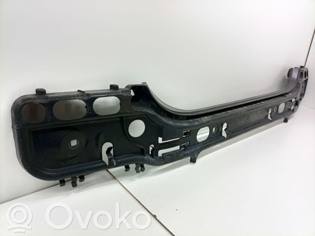 Takapuskurin poikittaistuki   7056343