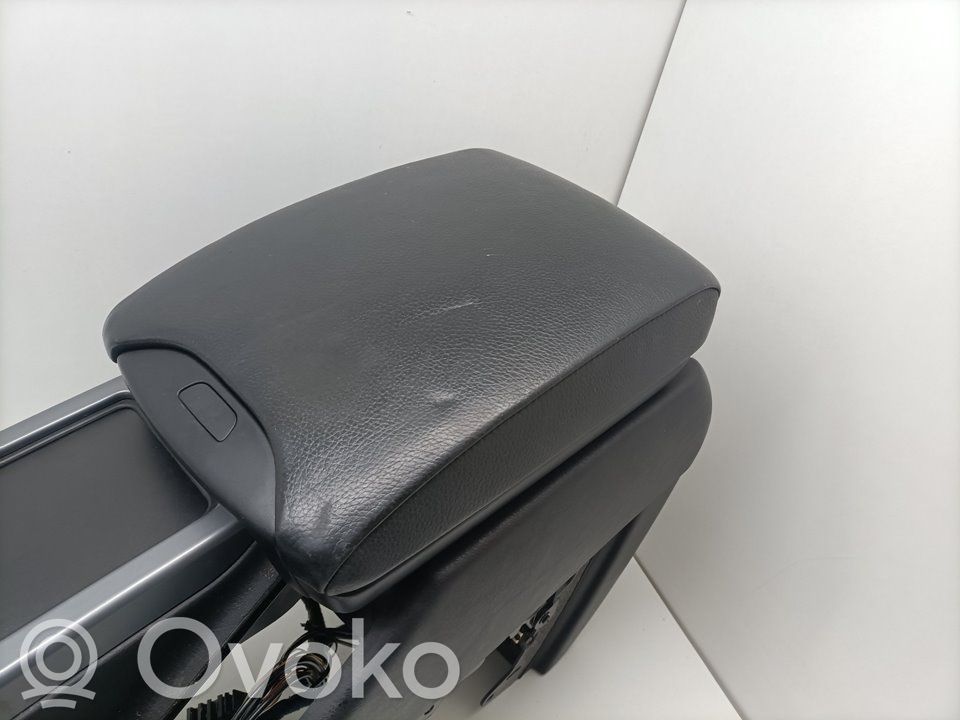 Center console   51168402933,712444505,826081315