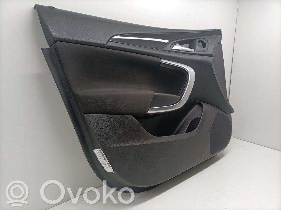 Opel Insignia A Etuoven verhoilu
