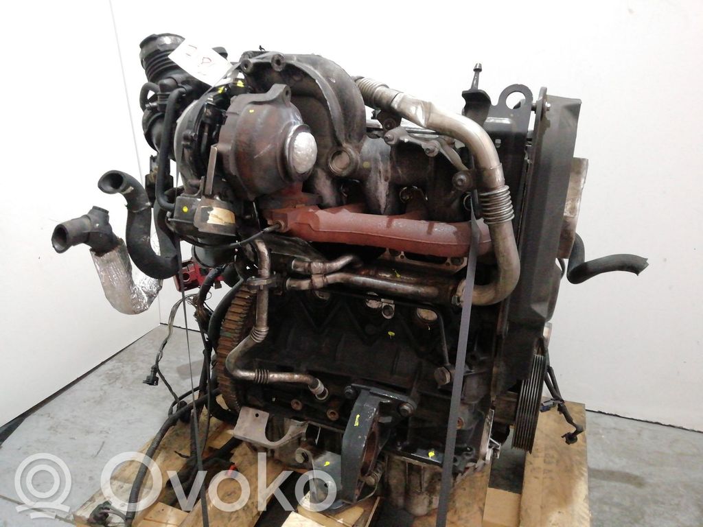Moottorisarja   F9Q803