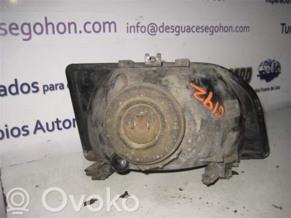 Ford Fiesta Headlight/headlamp 