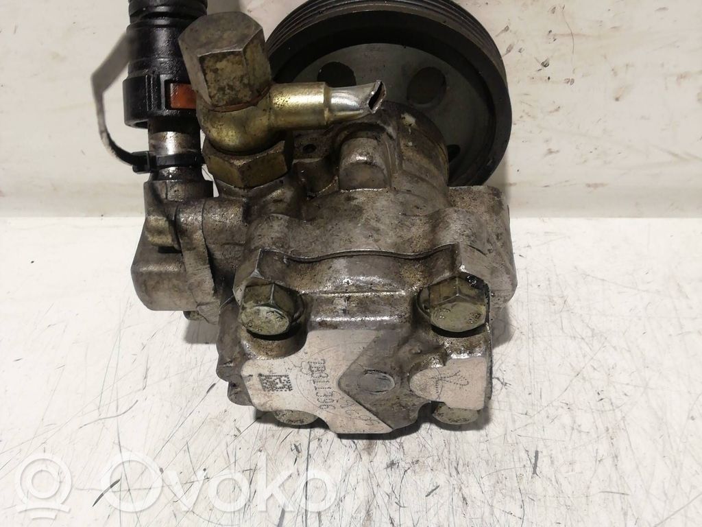 Ohjaustehostimen pumppu   7B311396,7B311396